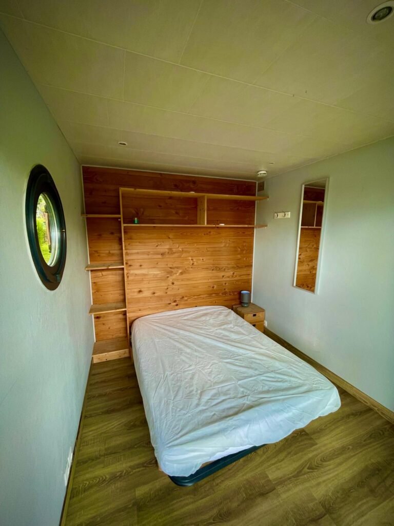 camping construction en bois,camping maison en bois,le cube Hennebont,le cube camping,camping le cube