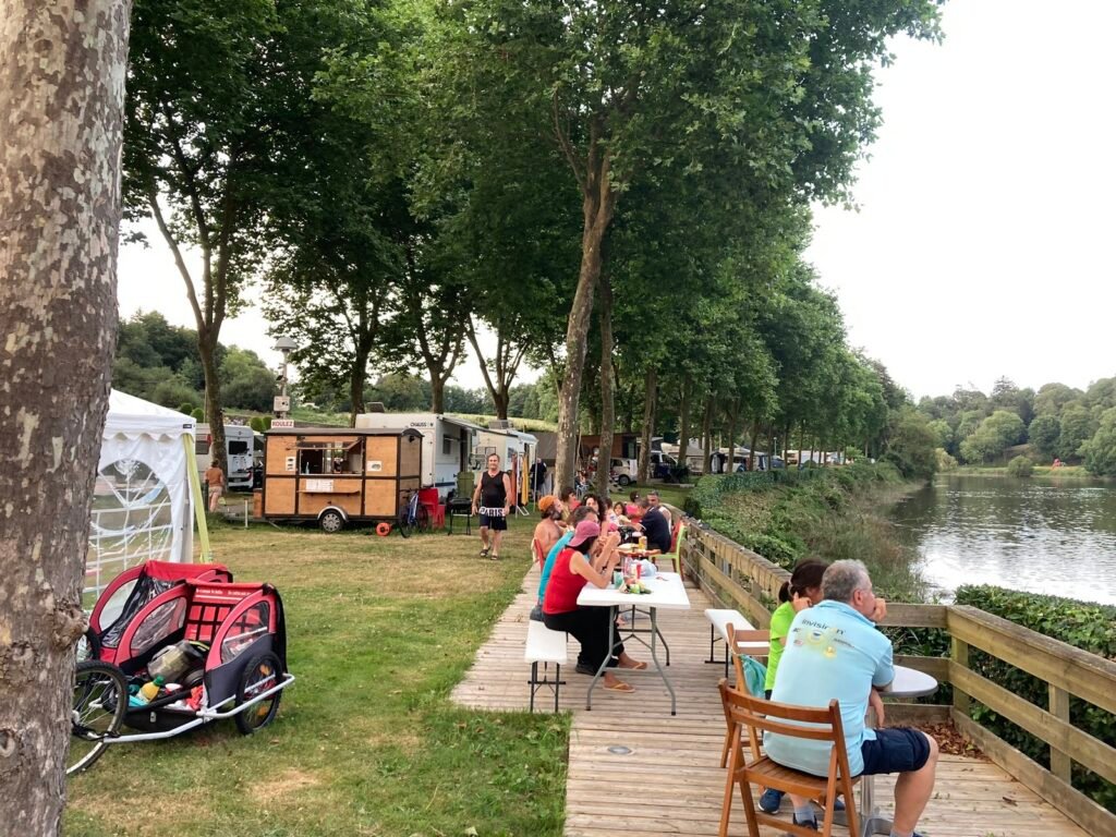 food truck restauration sur place camping hennebont 3